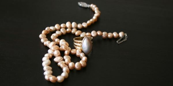 vintage-freshwater-pearl-necklace-and-ring